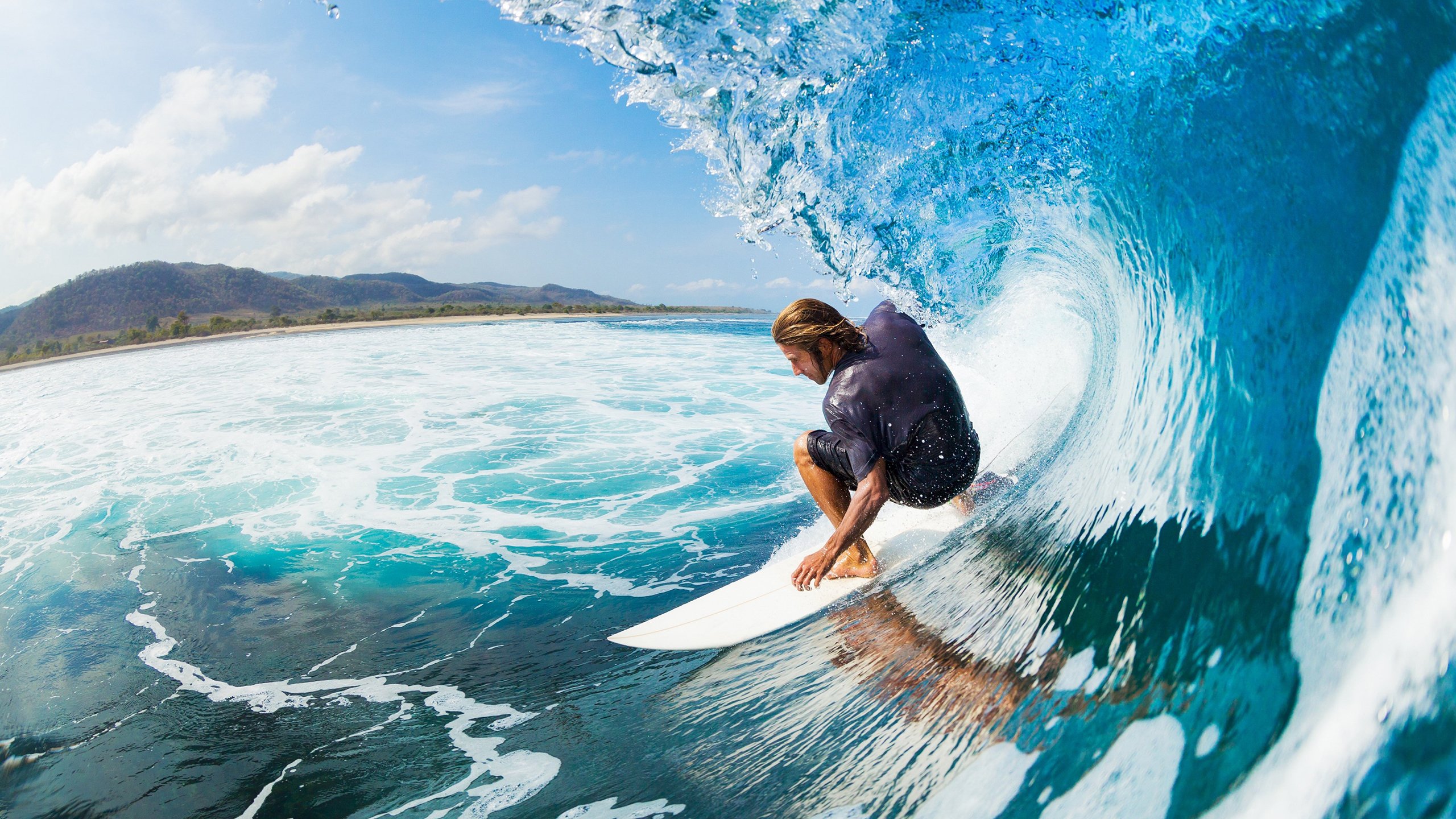 篮球赛场焦点！俄罗斯队对阵意大利队，强强对话引爆全球球迷关注